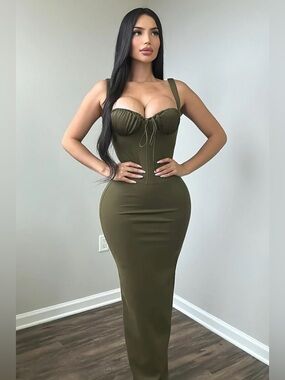 Fashion Nova Maxi Dress